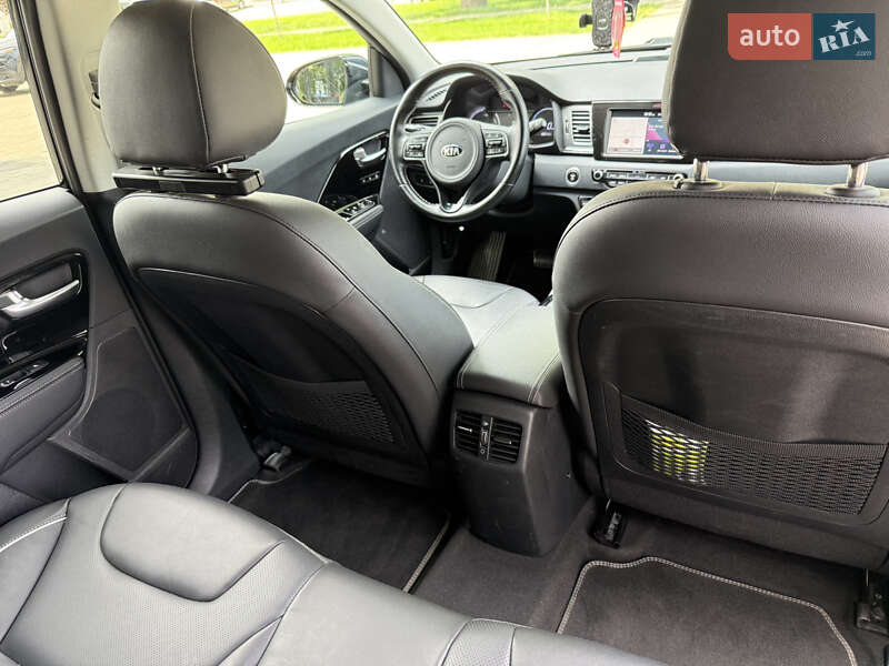 Позашляховик / Кросовер Kia Niro 2019 в Ужгороді фото 17 Позашляховик / Кросовер Kia Niro 2019 в Ужгороді