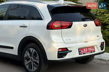 Внедорожник / Кроссовер Kia Niro 2021 в 