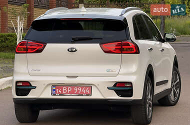 Внедорожник / Кроссовер Kia Niro 2021 в 