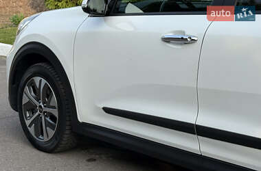 Внедорожник / Кроссовер Kia Niro 2021 в 
