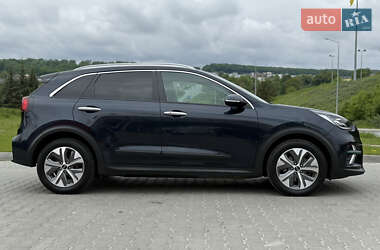 Позашляховик / Кросовер Kia Niro 2021 в 