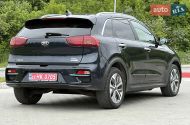 Позашляховик / Кросовер Kia Niro 2021 в 