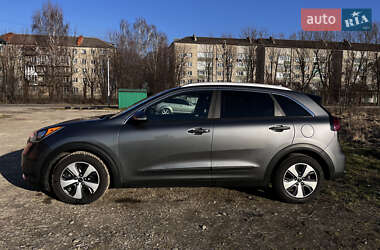 Внедорожник / Кроссовер Kia Niro 2016 в 