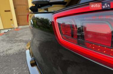 Внедорожник / Кроссовер Kia Niro 2019 в 