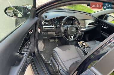 Позашляховик / Кросовер Kia Niro 2021 в 