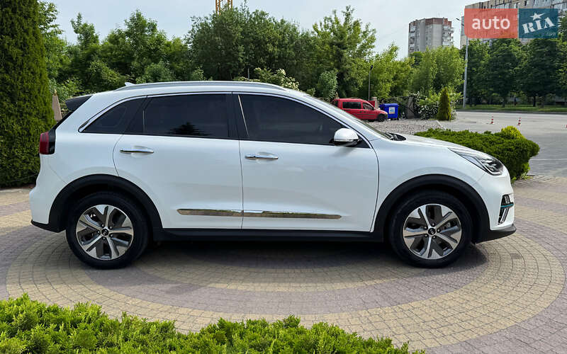 Внедорожник / Кроссовер Kia Niro 2020 в Львове