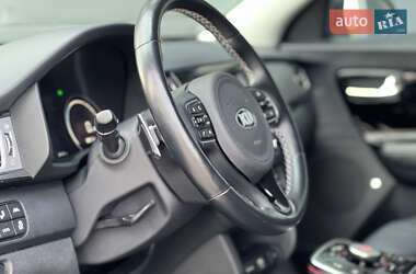 Внедорожник / Кроссовер Kia Niro 2020 в 