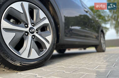 Внедорожник / Кроссовер Kia Niro 2019 в 