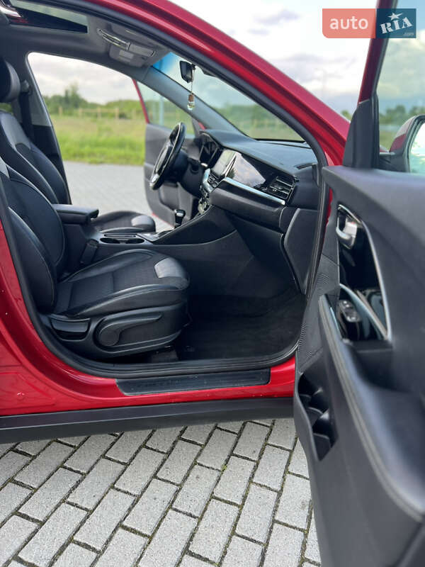 Внедорожник / Кроссовер Kia Niro 2021 в Львове