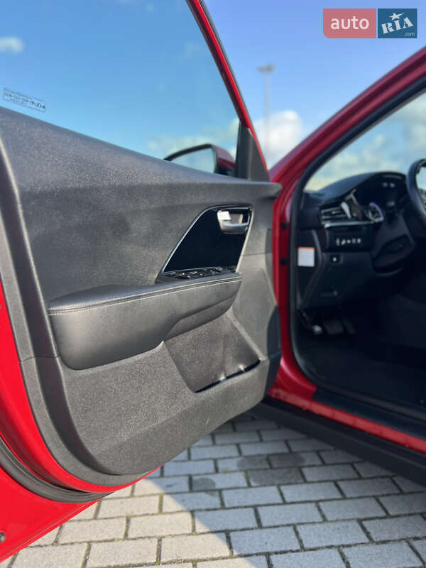 Внедорожник / Кроссовер Kia Niro 2021 в Львове