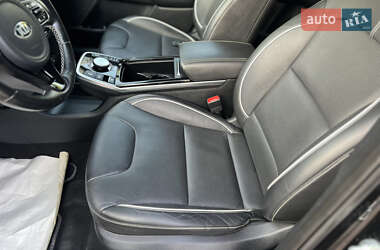 Внедорожник / Кроссовер Kia Niro 2020 в 