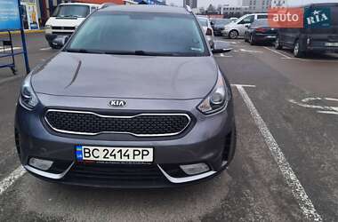 Позашляховик / Кросовер Kia Niro 2017 в Львові