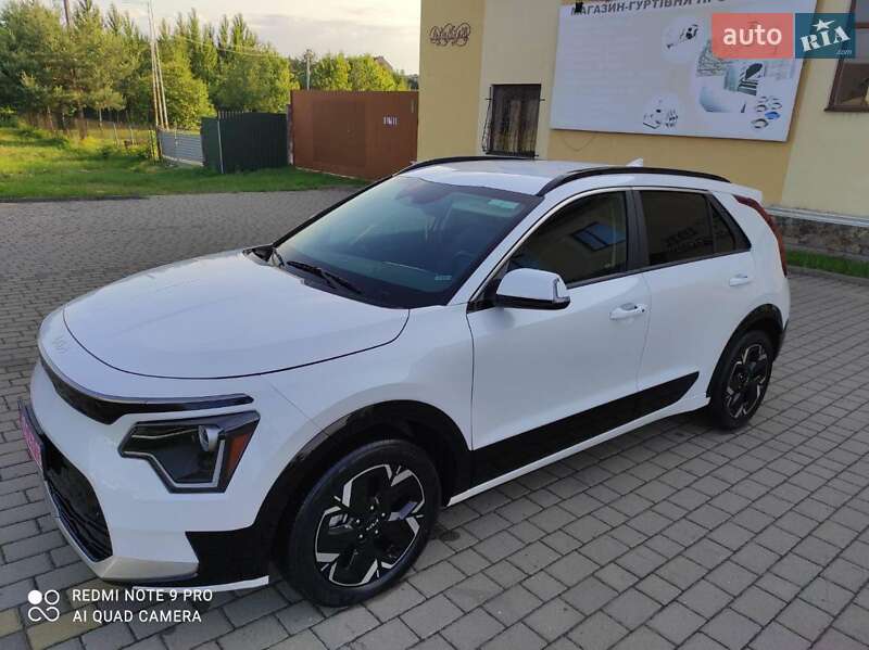 Позашляховик / Кросовер Kia Niro 2023 в Бродах