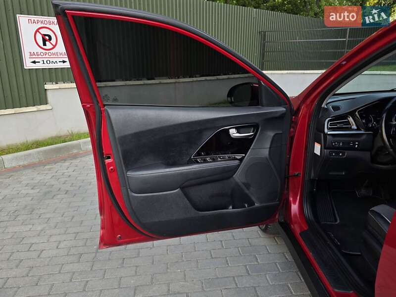 Позашляховик / Кросовер Kia Niro 2020 в Тернополі