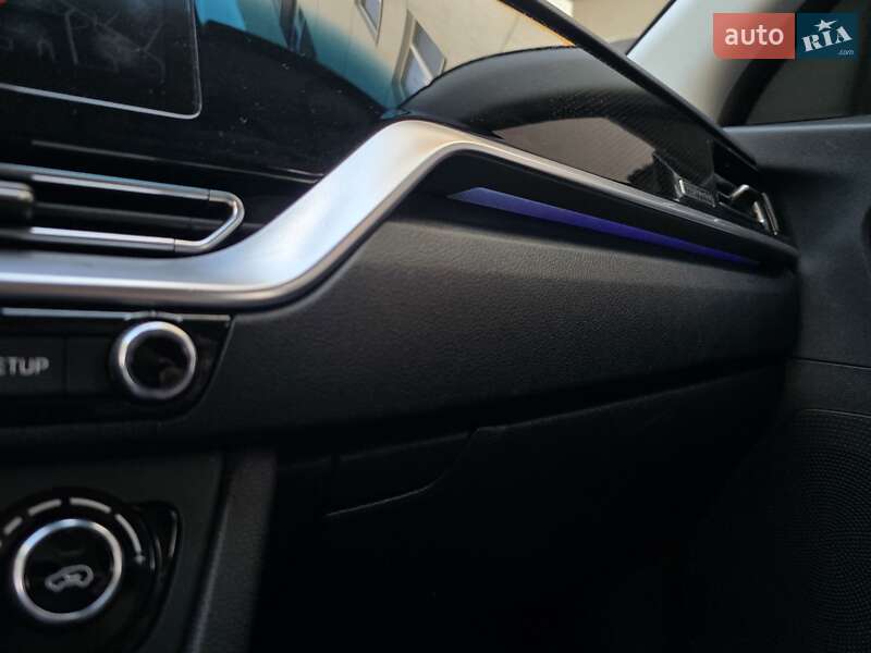 Позашляховик / Кросовер Kia Niro 2020 в Тернополі
