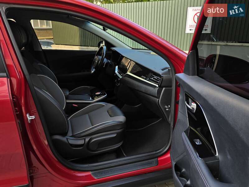 Позашляховик / Кросовер Kia Niro 2020 в Тернополі