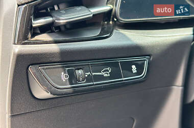 Внедорожник / Кроссовер Kia Niro 2023 в 