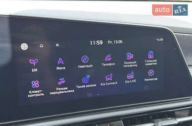 Внедорожник / Кроссовер Kia Niro 2023 в 