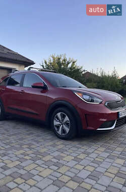Внедорожник / Кроссовер Kia Niro 2018 в Львове
