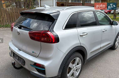 Внедорожник / Кроссовер Kia Niro 2021 в Киеве