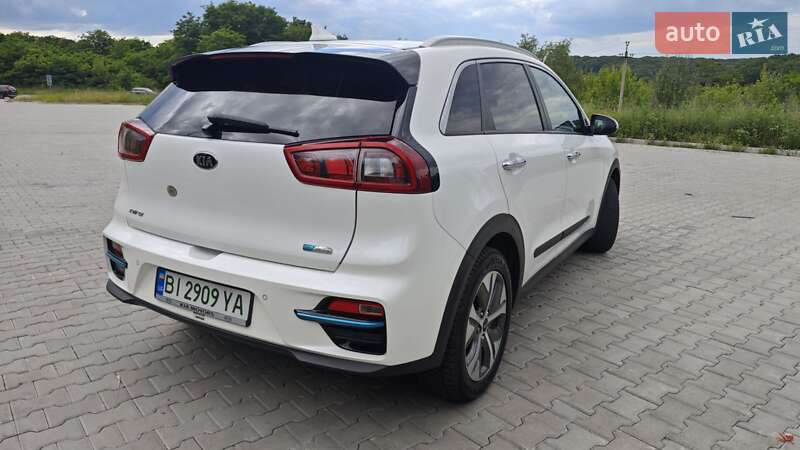 Позашляховик / Кросовер Kia Niro 2019 в Полтаві фото 13 Позашляховик / Кросовер Kia Niro 2019 в Полтаві