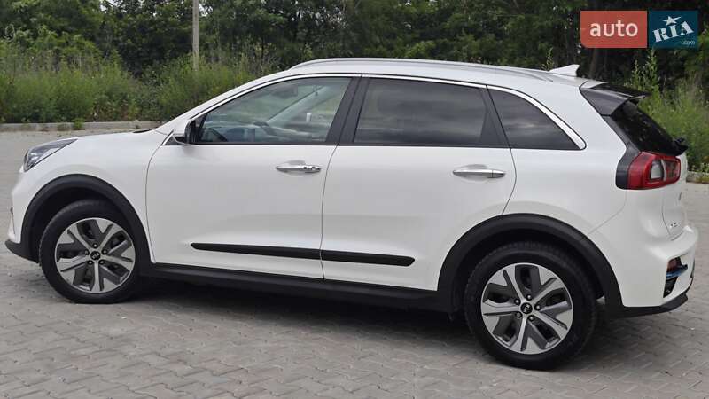 Позашляховик / Кросовер Kia Niro 2019 в Полтаві фото 16 Позашляховик / Кросовер Kia Niro 2019 в Полтаві