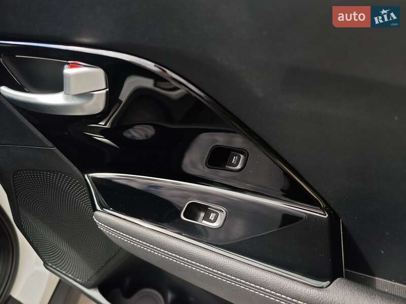 Позашляховик / Кросовер Kia Niro 2019 в Полтаві фото 51 Позашляховик / Кросовер Kia Niro 2019 в Полтаві