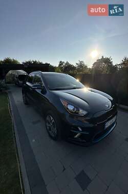 Позашляховик / Кросовер Kia Niro 2019 в 
