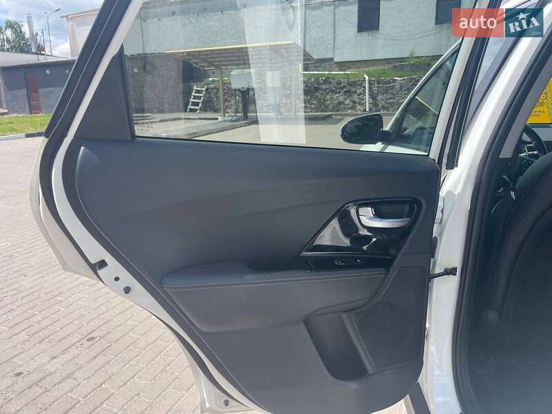 Позашляховик / Кросовер Kia Niro 2019 в Рівному