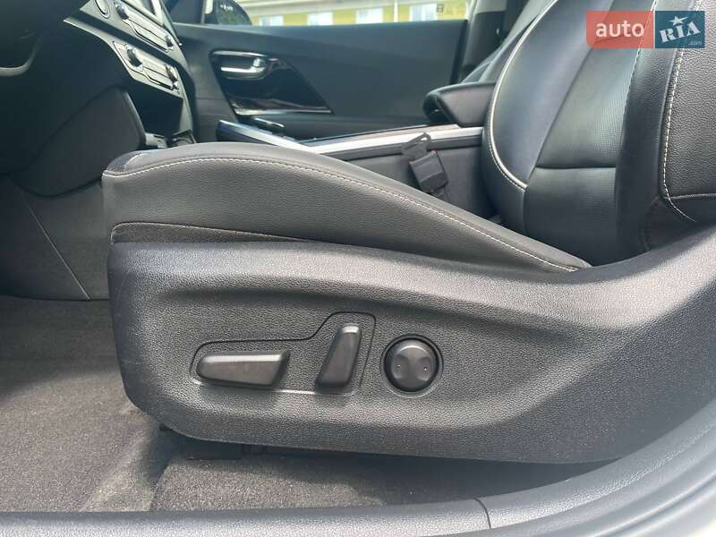 Позашляховик / Кросовер Kia Niro 2019 в Рівному