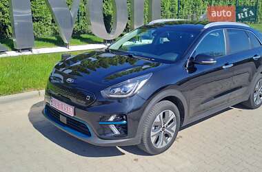 Позашляховик / Кросовер Kia Niro 2019 в Чернівцях