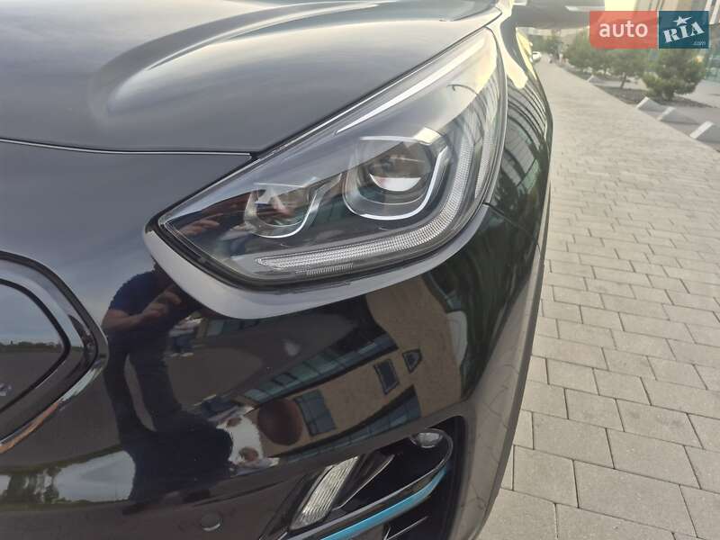 Позашляховик / Кросовер Kia Niro 2019 в Хмельницькому