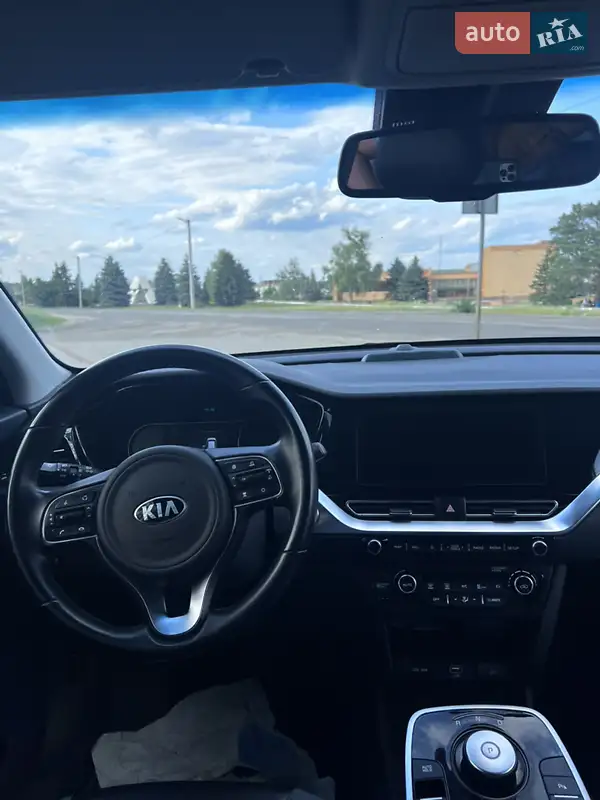 Kia Niro 2021 VIN KNACC81GFM5101820 фото оголошення 9 з 38