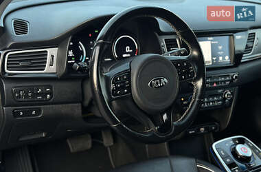 Позашляховик / Кросовер Kia Niro 2019 в 