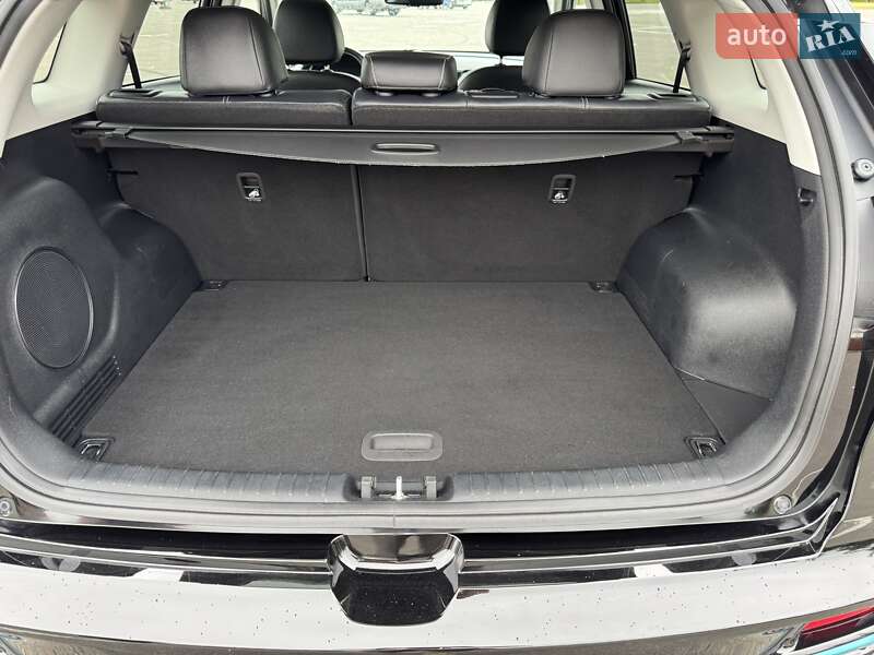 Внедорожник / Кроссовер Kia Niro 2019 в Киеве
