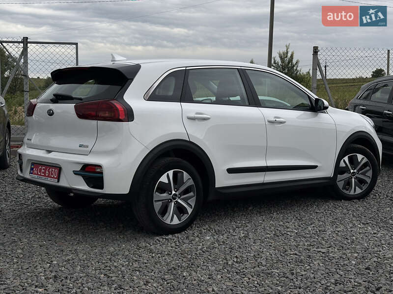 Внедорожник / Кроссовер Kia Niro 2021 в Львове