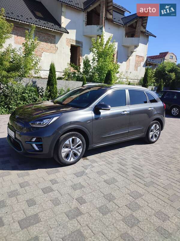 Внедорожник / Кроссовер Kia Niro 2020 в Ровно фото 63 Внедорожник / Кроссовер Kia Niro 2020 в Ровно