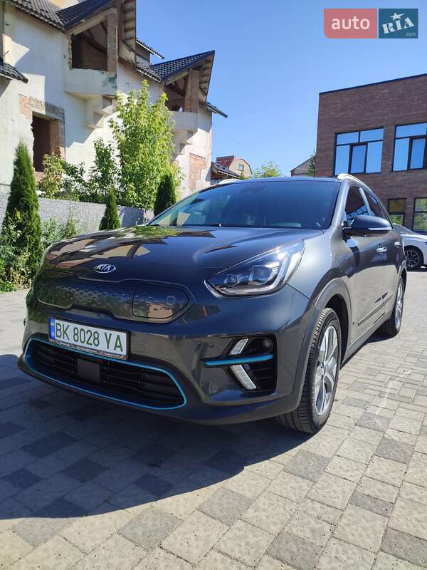 Внедорожник / Кроссовер Kia Niro 2020 в Ровно фото 64 Внедорожник / Кроссовер Kia Niro 2020 в Ровно