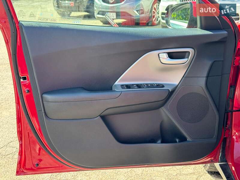 Внедорожник / Кроссовер Kia Niro 2017 в Виннице