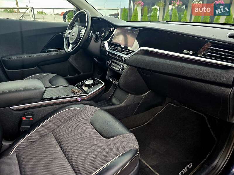 Внедорожник / Кроссовер Kia Niro 2020 в Самборе