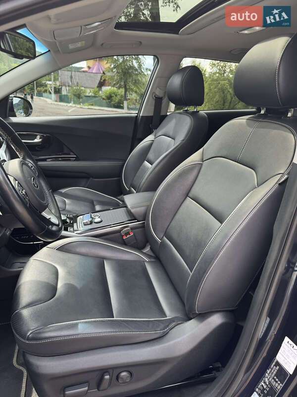 Внедорожник / Кроссовер Kia Niro 2020 в Черновцах