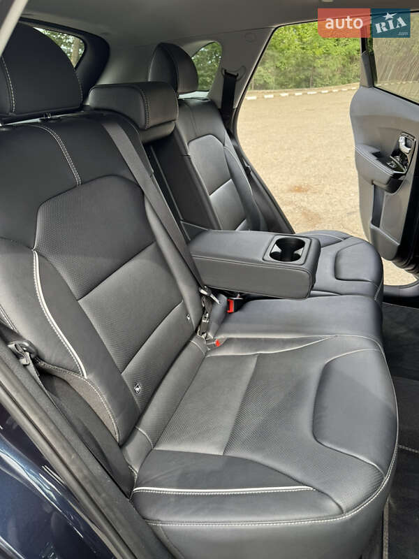 Внедорожник / Кроссовер Kia Niro 2020 в Черновцах