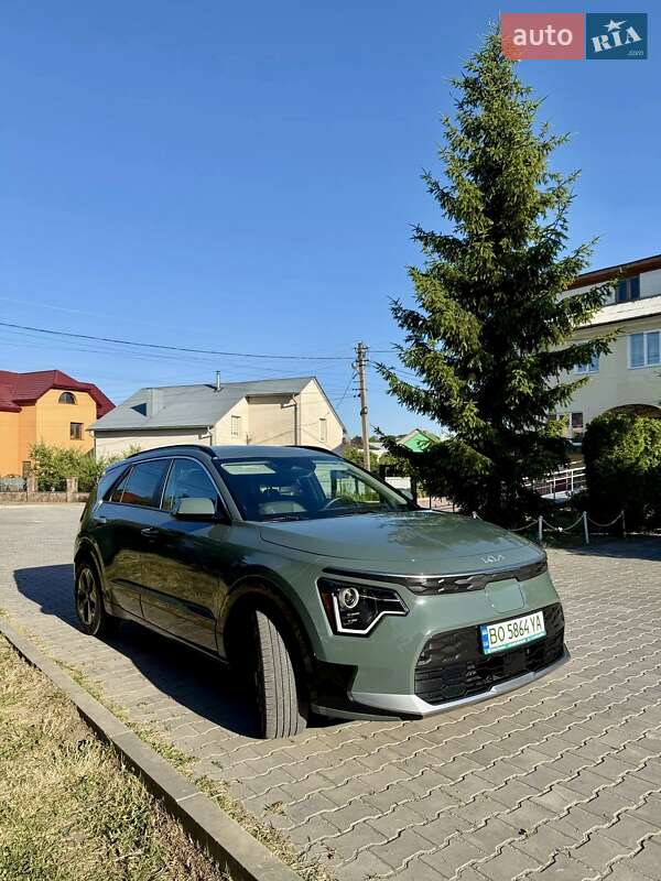 Внедорожник / Кроссовер Kia Niro 2023 в Тернополе