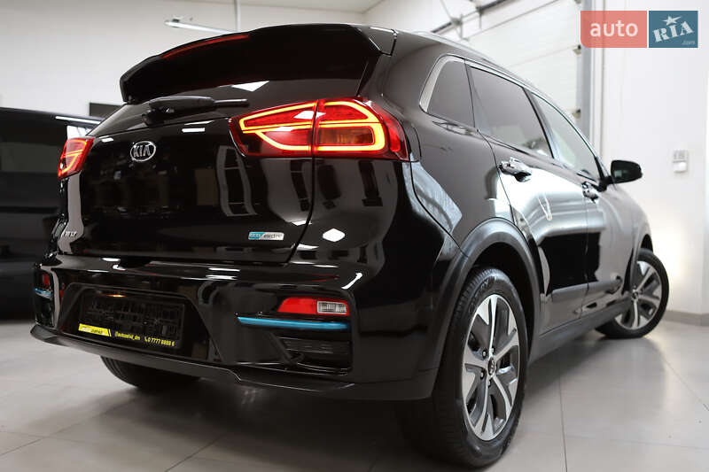 Позашляховик / Кросовер Kia Niro 2022 в Дрогобичі
