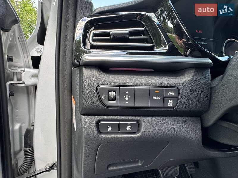 Внедорожник / Кроссовер Kia Niro 2021 в Днепре