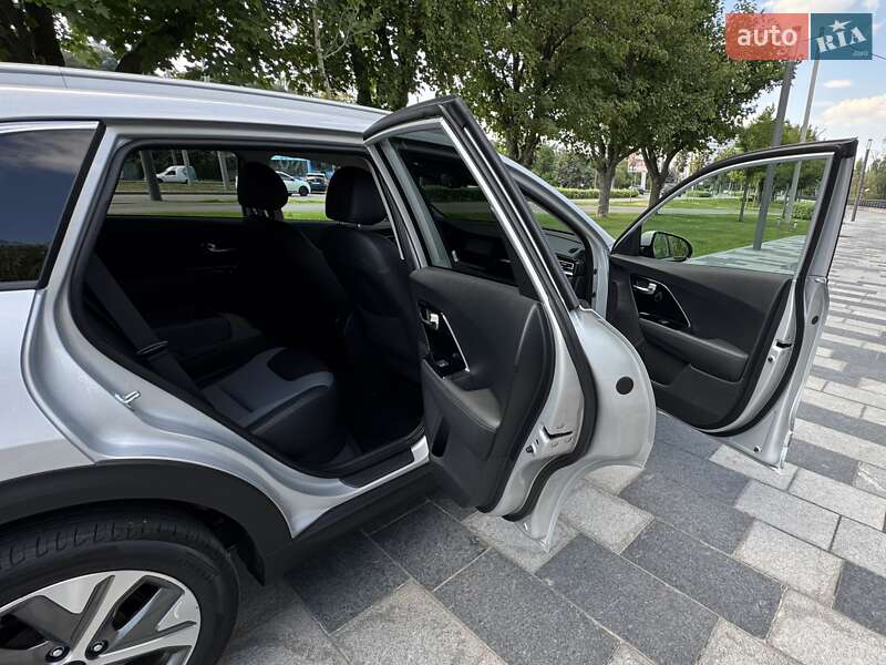Внедорожник / Кроссовер Kia Niro 2021 в Днепре