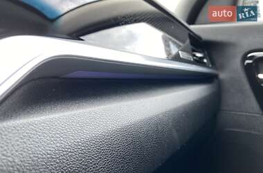 Позашляховик / Кросовер Kia Niro 2021 в 