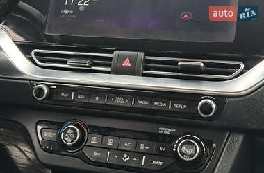 Внедорожник / Кроссовер Kia Niro 2020 в 