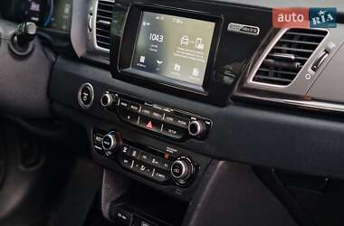 Внедорожник / Кроссовер Kia Niro 2019 в 