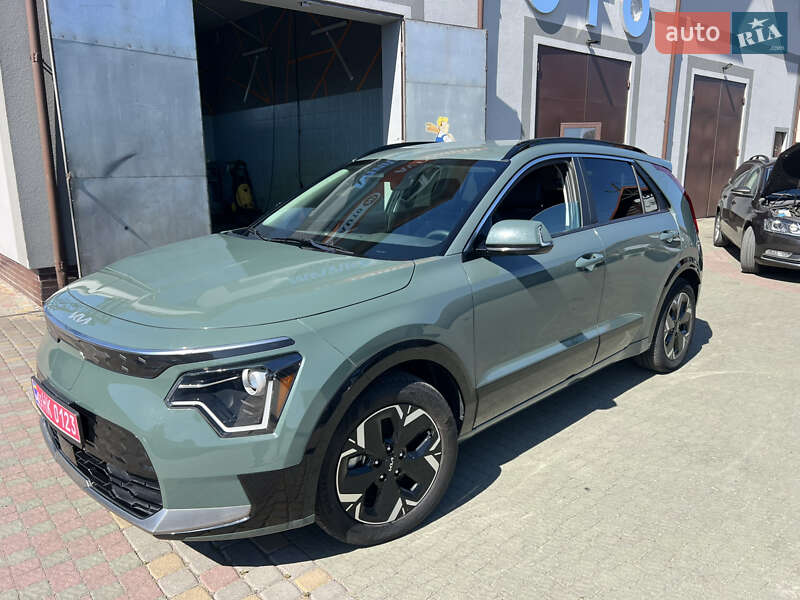 Позашляховик / Кросовер Kia Niro 2023 в Львові